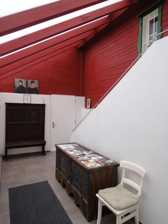 Chalet Inn Innsbruck Ruang foto